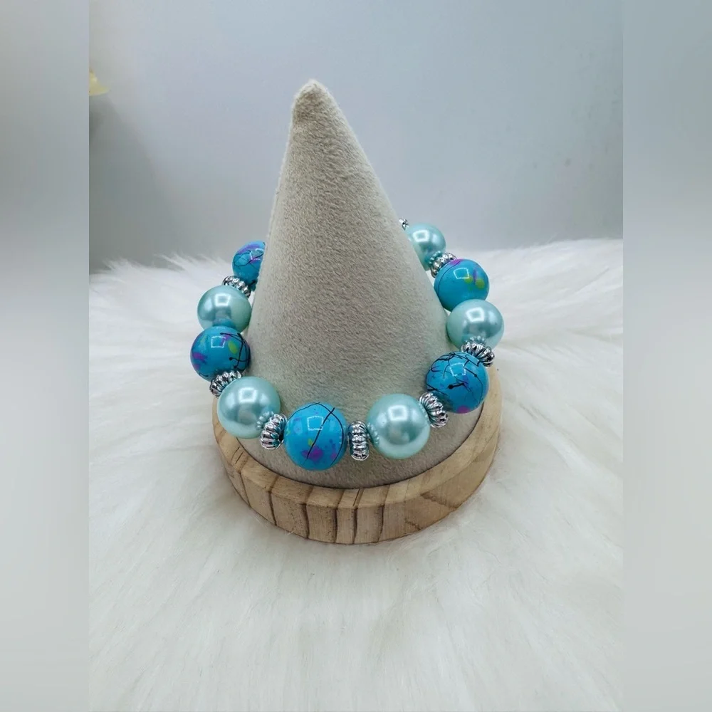 Ocean Breeze Splash Beaded Bracelet